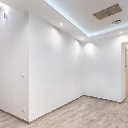 Apartment - 100m Di Fontana Di Trevi Rome